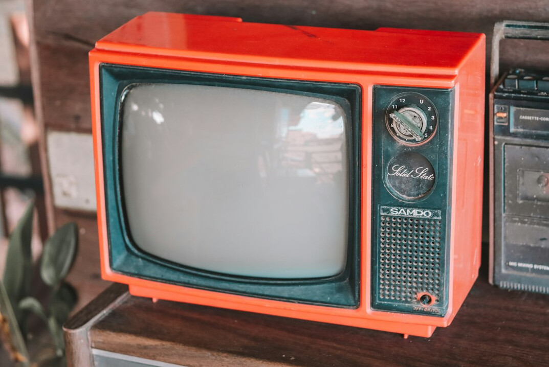 retro tv commercial